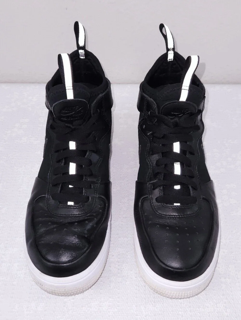 NIKE Air Force 1 Ultraforce Mid Sneakers US 8 Black White